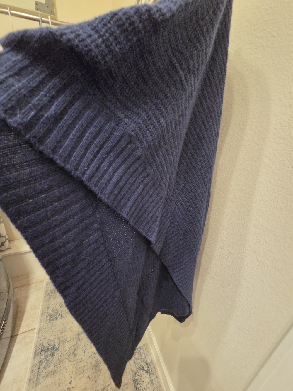 Halogen Cashmere V-Neck Cozy Knit Women's Sweater Ponch - Blue - Picture 7 of 9